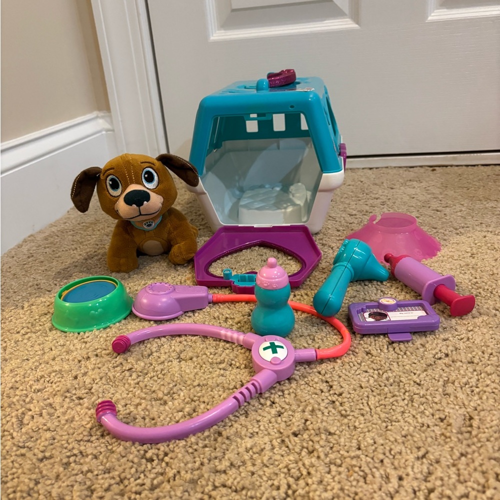 Doc McSuffins Vet Play Sets